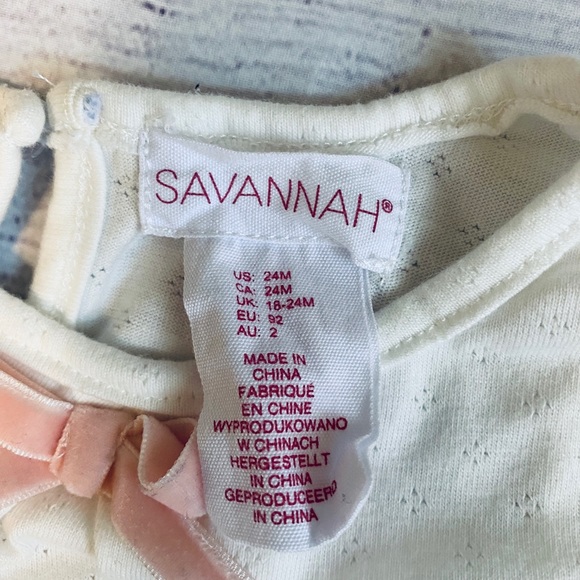 White top with bow and matching polka dot jeggings - Picture 2 of 4